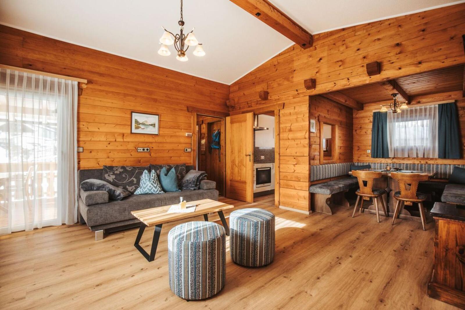Regitnig GmbH - 4 Sterne Hotel und Chalets Weissensee Exterior foto