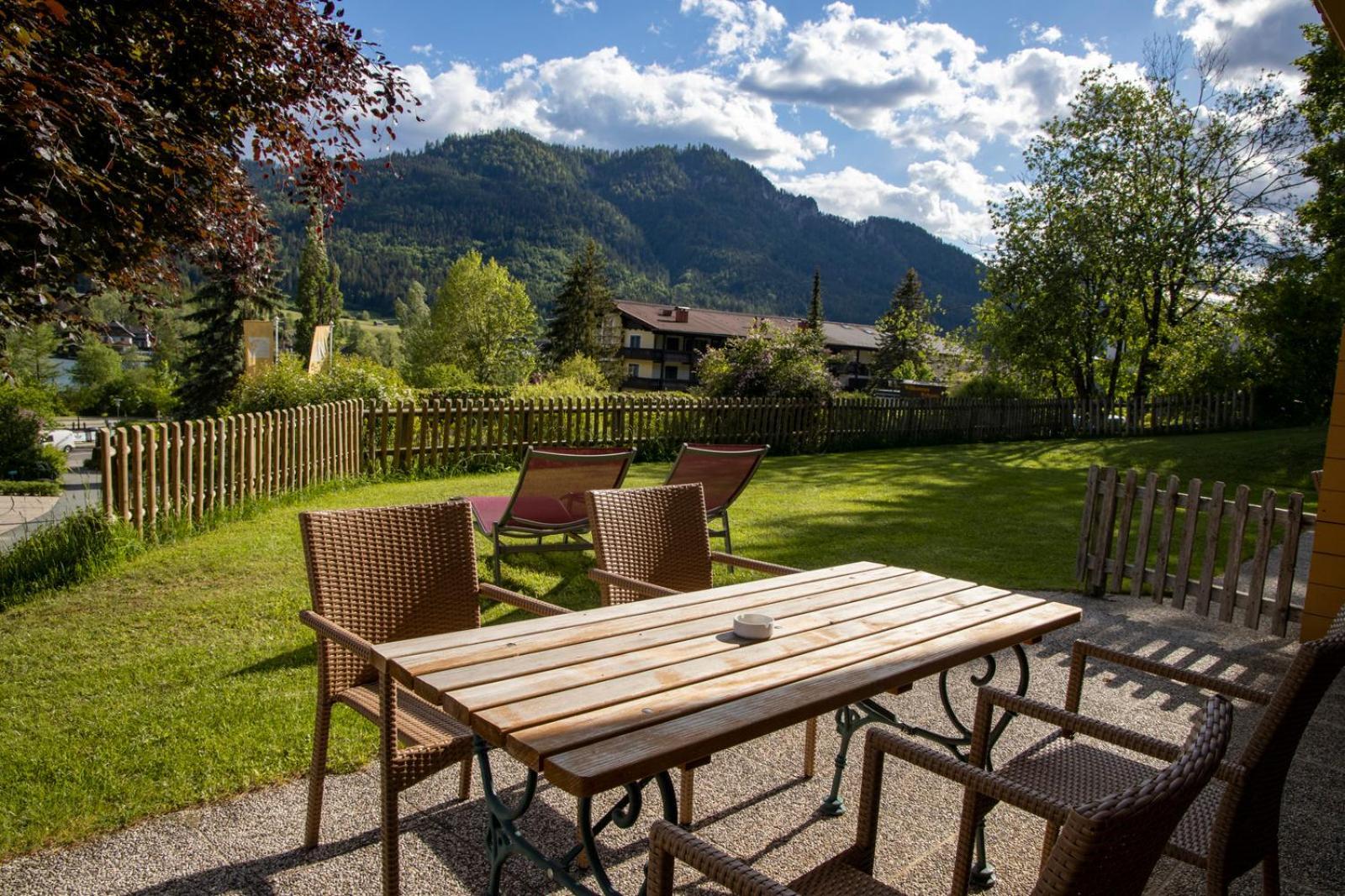 Regitnig GmbH - 4 Sterne Hotel und Chalets Weissensee Exterior foto